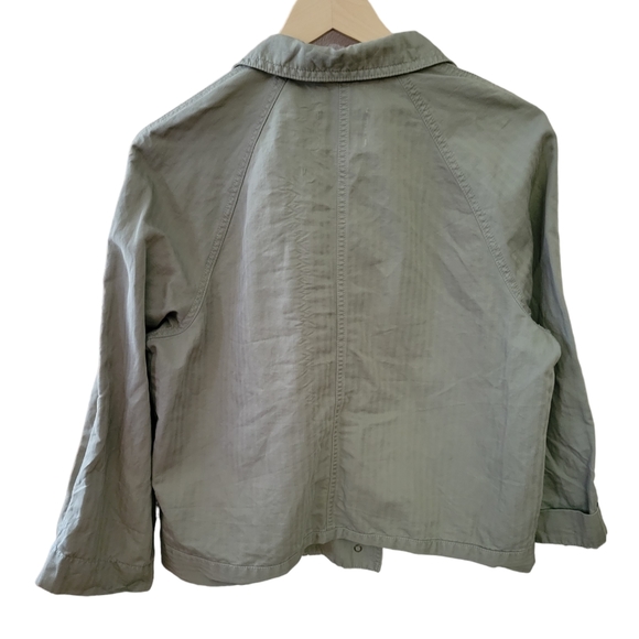 ⭐️LOFT Light Green Jacket - Picture 3 of 6